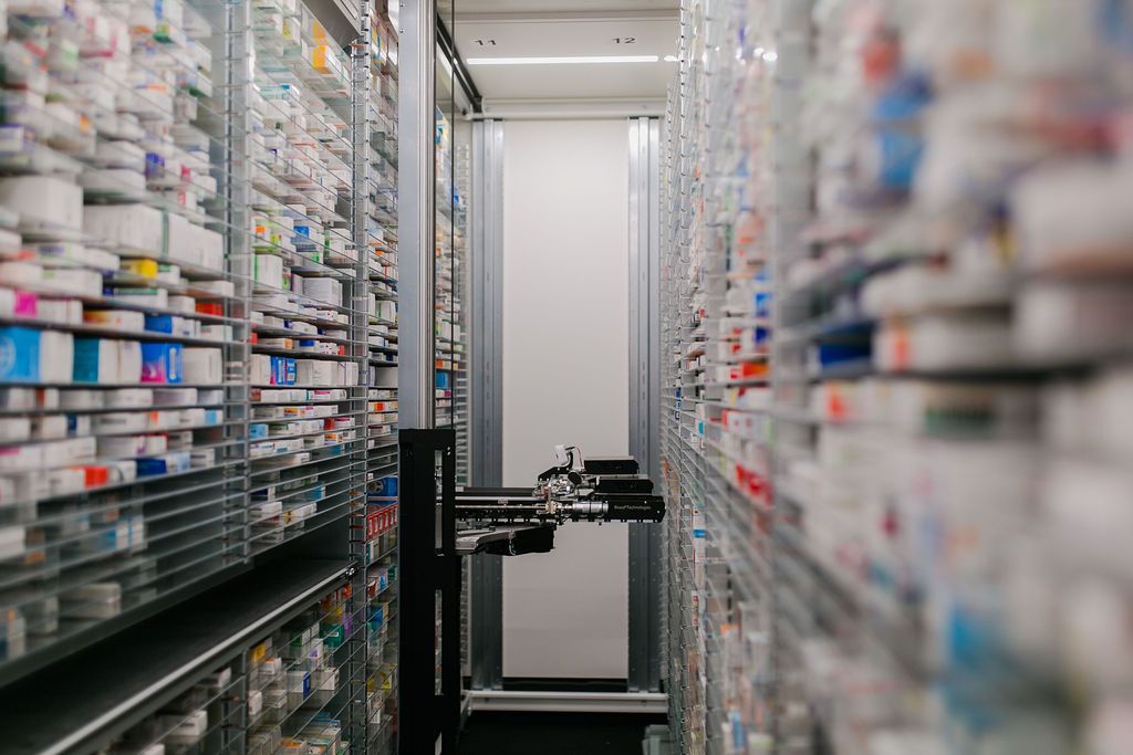 Kommisionierautomat der Rats-Apotheke 